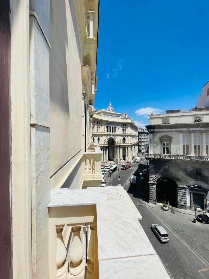 Appartamento Sul Teatro San Carlo Nápoles Exterior foto