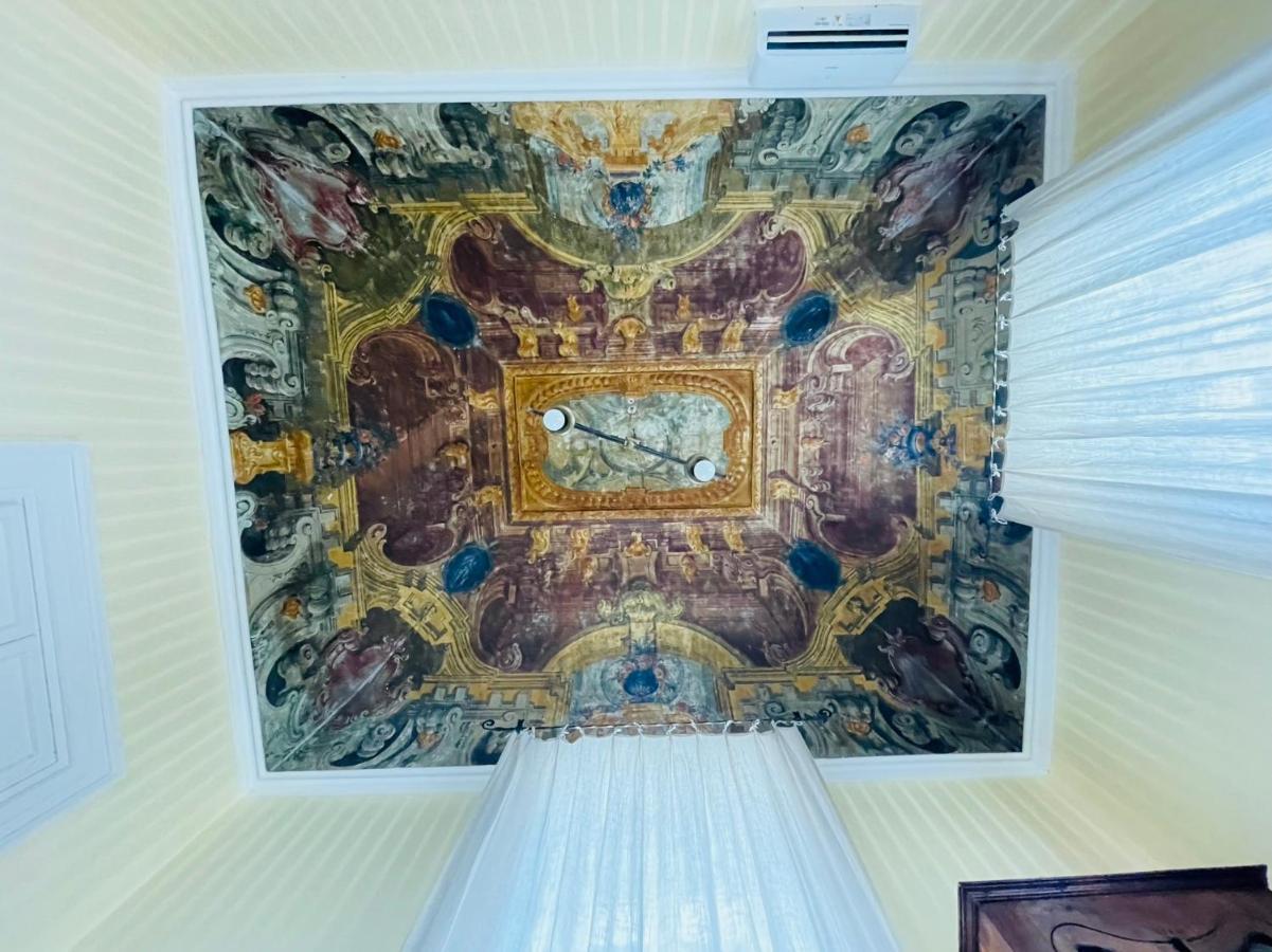 Appartamento Sul Teatro San Carlo Nápoles Exterior foto